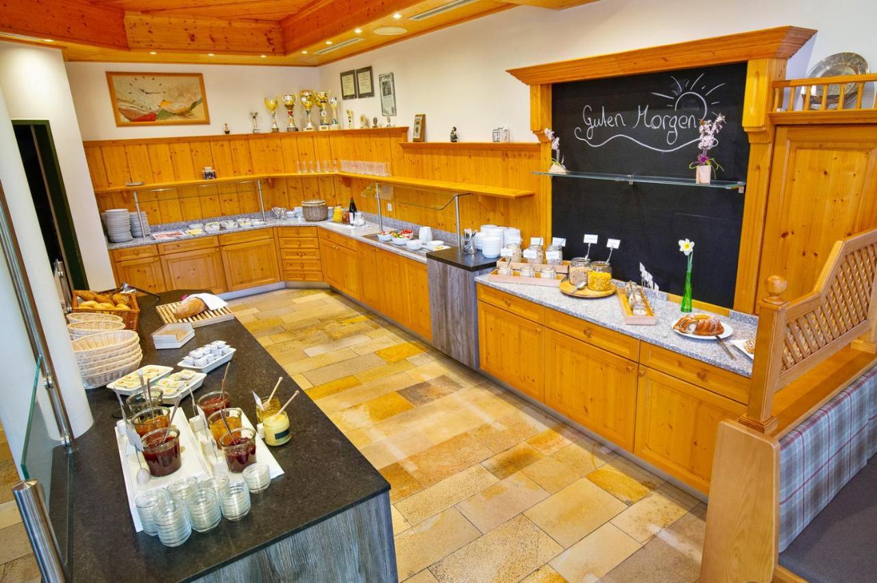Hotel Stich Manhartsbrunn ภายนอก รูปภาพ