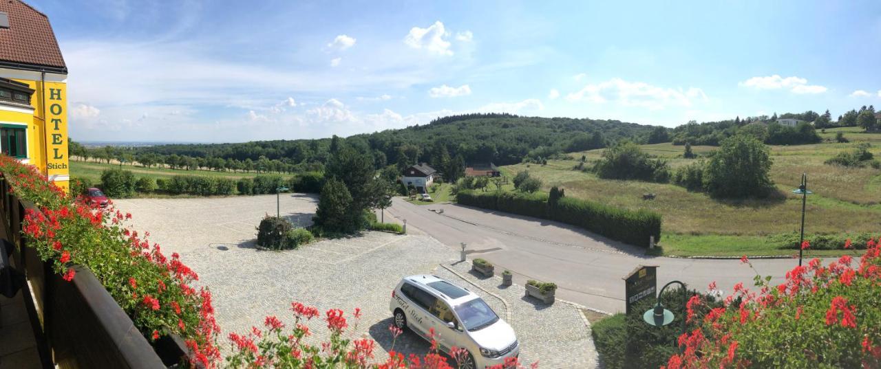 Hotel Stich Manhartsbrunn ภายนอก รูปภาพ